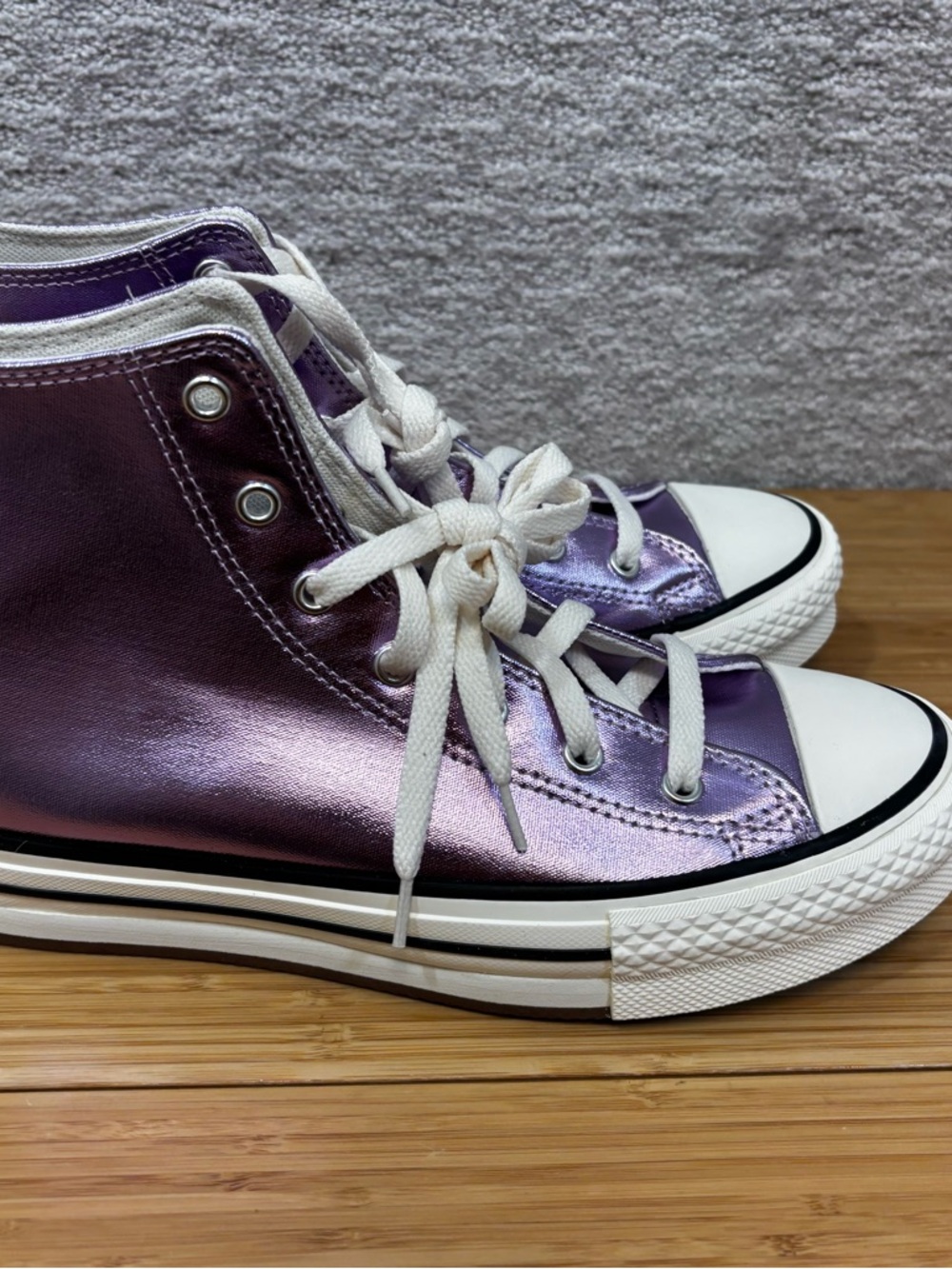 CONVERSE Chuck Taylor All Star Hi Top Metallic Purple Big Kids Sz 6 Woman’s 8 - Picture 6 of 7